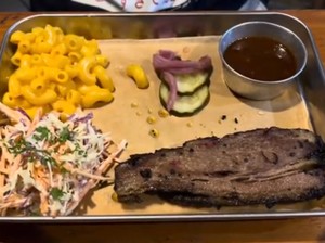 Hidden Gems di Tengah Perumahan Bali, Hadirkan Steak Premium Harga Miring
