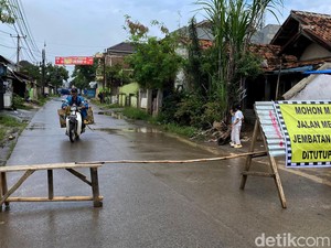 Ada Pengerjaan Gorong-gorong, Jalan Sapan Bandung Ditutup Total