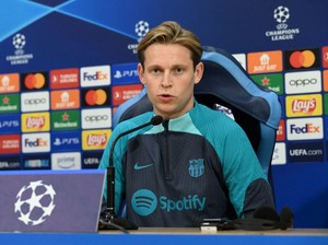 Rumor Digaji Barca Rp 676 M per Tahun, De Jong: Hoax!