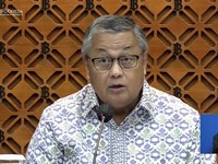 BI Pede Rupiah Perkasa, Dolar Kini Rp16.200 & Akhir Tahun Rp15.800