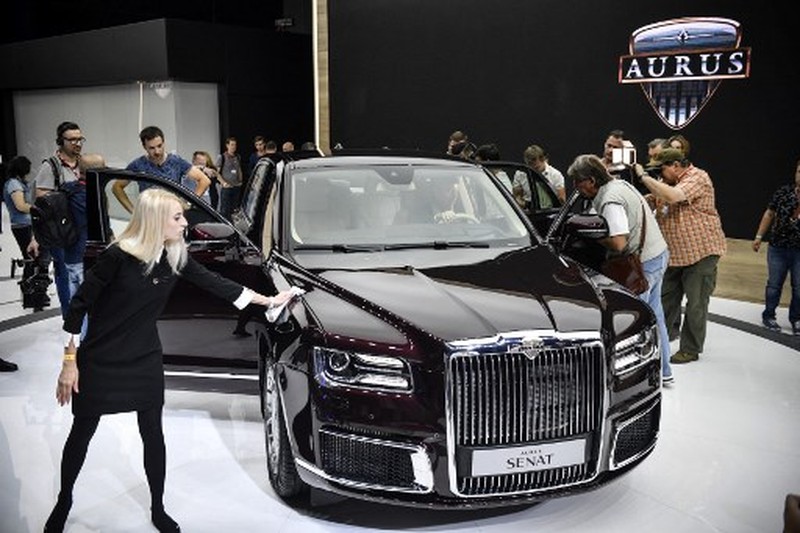 Profil kendaraan Aurus Senat Limousine buatan Rusia. (Dok: Aurusmotors.com)