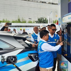 Dirut PLN Sebut Hidrogen Lebih Murah dari BBM, Hanya Rp 276/Km