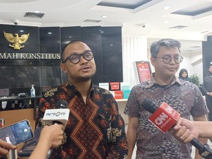 Warga Adukan Saldi Isra ke MKMK Terkait Dugaan Punya Keberpihakan Politik