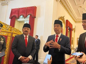 Jokowi: Hadi Tjahjanto Dulu Panglima, Sangat Siap di Polhukam