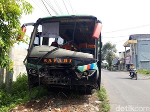 Tabrakan Adu Banteng Bus Safari Vs Pikap di Boyolali, 1 Orang Tewas-3 Luka