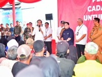Jokowi Happy Kredit Mekaar di Sulsel Tembus Rp 6,8 Triliun