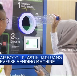 Video: Pegawai Jamkrindo Bisa Dapat Cuan Dengan Tukar Botol Plastik