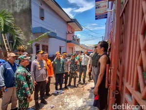 497 Rumah Rusak Diterjang Tornado di Bandung-Sumedang