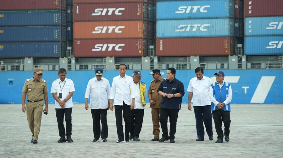 Presiden Joko Widodo meresmikan Proyek Strategis Nasional, Makassar New Port (MNP) pada Kamis (22/2/2024). (Dok: Kementerian BUMN)