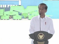 Wow! Jokowi Resmikan Pelabuhan Terbesar Kedua RI di Makassar