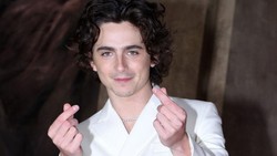 Timothee Chalamet Ungkap Nasehat Konyol Agennya untuk Sukses di Hollywood