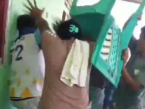 Kades di Halmahera Selatan Babak Belur Diamuk Warga Saat Pembagian BLT