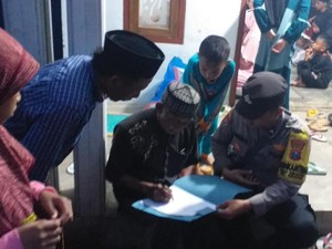 Ibu Muda Pasuruan Tewas Tersambar Petir Saat Main HP di Kamar