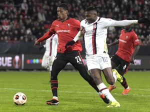 Milan Kewalahan Hadapi Rennes yang Nothing to Lose