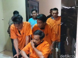 Tampang 4 Perampok Gasak Emas Senilai Rp 6 M di Rumah Dosen di Makassar