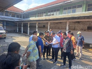 Bekas Rumah Potong Hewan Babi Pegirian Disulap Jadi Sentra Kuliner Ampel