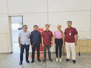 Turis Bali Jadi Instruktur Yoga Ilegal, Kini Dideportasi