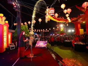 Buka Festival Pecinan Banyuwangi, Bupati Ipuk Sebut Simbol Persatuan