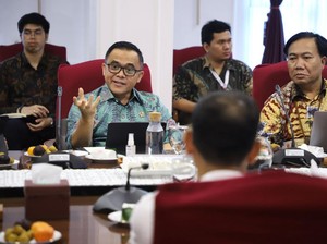 MenPAN-RB dan Mendikbud Bahas Transformasi Manajemen Tenaga Didik RI