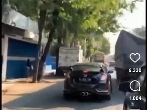 Viral Honda Civic Ugal-ugalan di Jalur Pantura Probolinggo