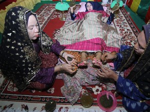 Mengenal Malam Berinai, Tradisi Pernikahan Adat Melayu