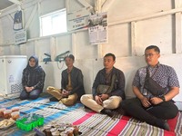 Jualan Kerupuk Daun Bambu, Usaha Wanita Binaan BRI Ini Cuan Jumbo
