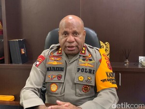 Profil Mathius Fakhiri, Pemenang PSU Pilgub Papua 2025
