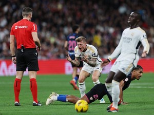 Madrid Kalahkan Sevilla, Viral Toni Kroos Murka pada Wasit