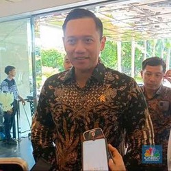 Jokowi Tambah 14 PSN Baru, AHY Pastikan Lahannya Siap!