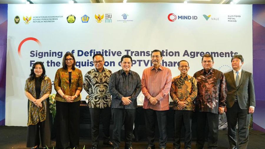 Prosesi foto bersama usai Penandatangan Perjanjian Definitif Pengambilalihan 14% Saham PT Vale Indonesia Tbk (INCO) oleh MIND ID, Senin (26/02/2024). (Dok. Kementerian BUMN)