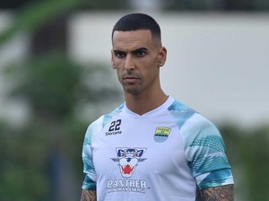 Alberto Rodriguez Resmi Tinggalkan Persib