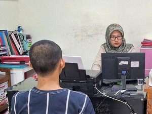 Fotografer Bondowoso Perkosa Siswi SMK yang Sedang Prakerin di Studio