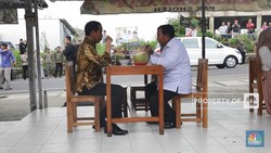 Jokowi Anugerahkan Prabowo Pangkat Kehormatan Sebagai Jenderal (HOR)