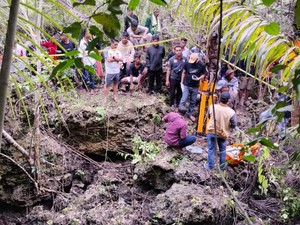 Hilang 3 Hari, Bocah Busel Ditemukan Tewas Tanpa Busana di Gua