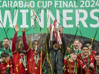 Potret Euforia Liverpool Juara Carabao Cup Meski Cuma Dapat Rp 1,9 M