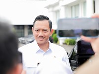 Rapat Perdana di DPR, AHY: Saya Perwira Militer, Wiraswasta & Politisi