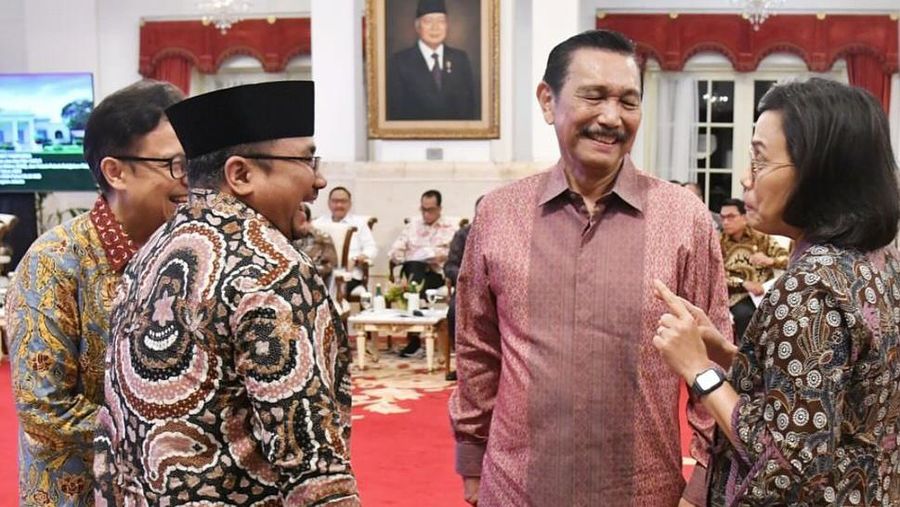 Sejumlah Kabinet menteri menghadiri Sidang Kabinet Paripurna di Istana Negara. (Instagram @smindrawati)