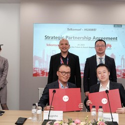 Telkomsel dan Huawei Kerja Sama Home Broadband, 5G, dan Talenta
