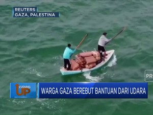 Video: Warga Gaza Berebut Terima Bantuan Dari Udara