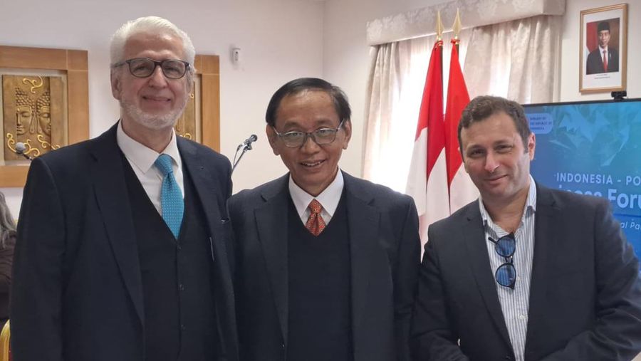 Badan Pimpinan Daerah PHRI DKI Jakarta yang diwakili oleh Ketua Sutrisno Iwantono dan Sekretaris Priyanto menghadiri Indonesia - Portugal Business Forum yang diprakarsai dan didiselenggarakan oleh Kedutaan Besar Republik Indonesia di Lisbon (Dok. Kedubes RI untuk Lisbon)