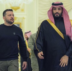 Zelensky Tiba-Tiba ke Arab Saudi Bertemu Pangeran MBS, Ada Apa?