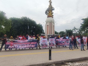 KPK Didesak Usut Tuntas Korupsi di Sidoarjo