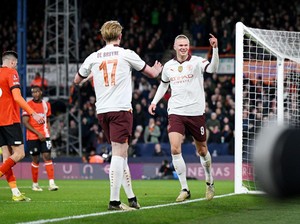 De Bruyne Pelayan Setia Haaland