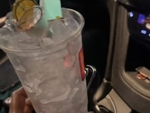 Pesan Es Krim Jam 2 Pagi, yang Datang Malah di Luar Dugaan