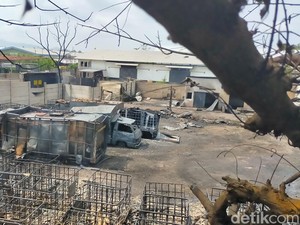 Warga Lihat Mobil Tangki Merah-Putih Keluar Gudang BBM Sebelum Terbakar