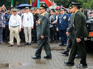 Dahnil Tegaskan Prabowo Dulu Diberhentikan dengan Hormat dan Dapat Pensiun