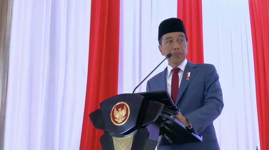 Presiden Joko Widodo saat memberikan sambutan dalam Rapat Pimpinan TNI-POLRI pada Rabu, (28/2/2024). (Tangkapan Layar Youtube Kemnhan RI)