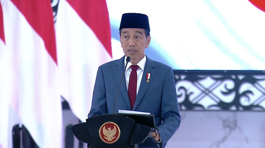 Presiden Joko Widodo saat memberikan sambutan dalam Rapat Pimpinan TNI-POLRI pada Rabu, (28/2/2024). (Tangkapan Layar Youtube Kemnhan RI)