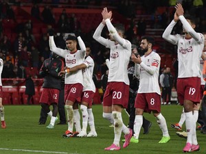 Rooney: Ratcliffe Datang, MU Akan Dirombak Habis