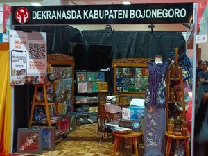Dekranasda Bojonegoro Ramaikan Inacraft 2024, Pamer Kerajinan Batik-Kayu